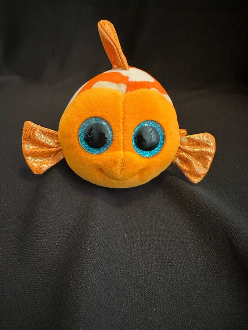 Ty Beanie Boos ‘Sami’ Orange White Polka Dot Fish Plush with Blue Sparkle Eyes